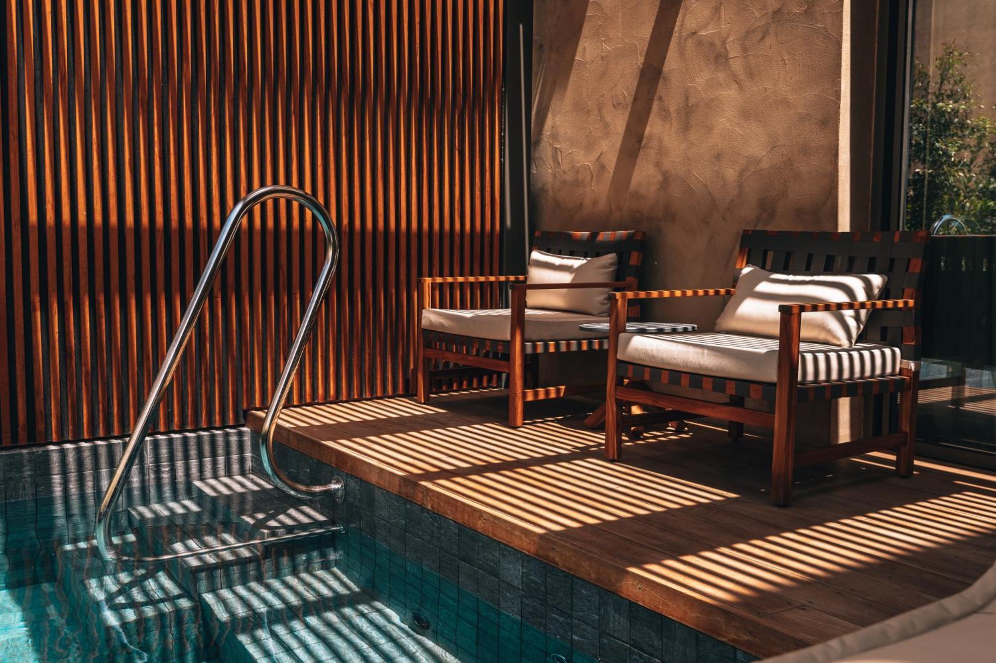 M Boutique Hotel - Designed For Adults Пафос Экстерьер фото